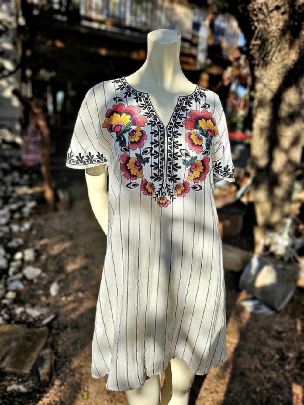THML Embroidered Floral Striped Mini Dress in White & Pink Size Small